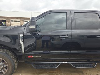 2025 Ford F-350 LARIAT - Exterior Side Driver Image